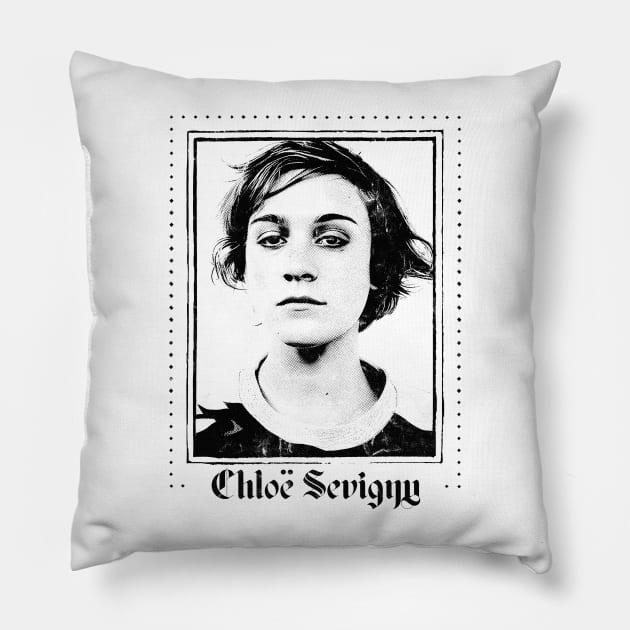 Chloë Sevigny -  90s Style Aesthetic Design Pillow by DankFutura