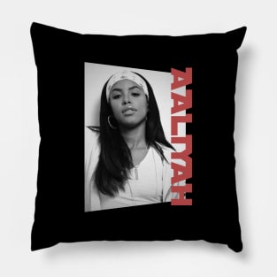 aaliyah classic portrait Pillow