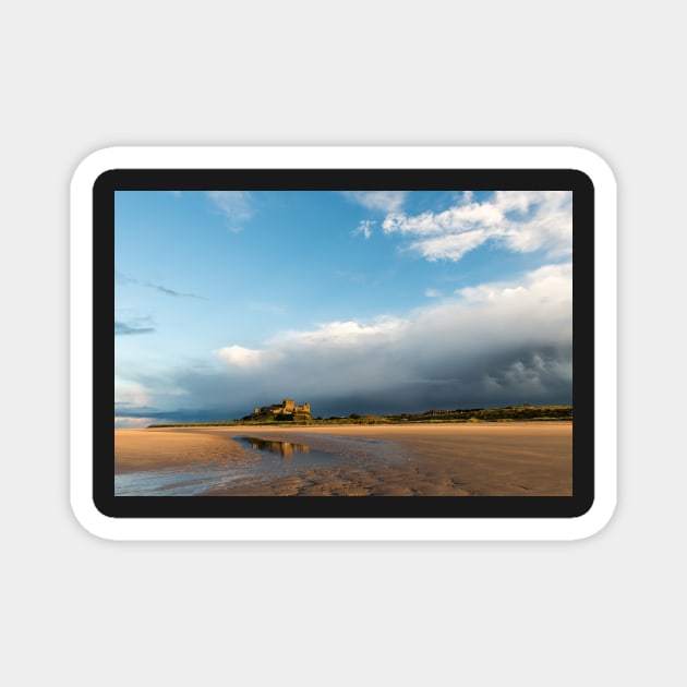 Low Tide at Bamburgh Magnet by jldunbar