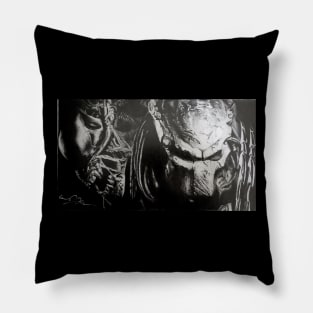 Xenomorph vs Predator Pillow