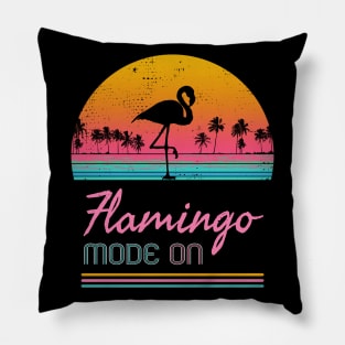 Flamingo 80s Vaporwave Retro Vintage Sunset Pillow