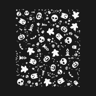 Meeple Halloween Pattern Board Games T-Shirt