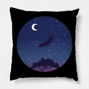 Eagle flying in the night Pillow