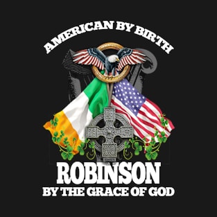 ROBINSON Family Name Irish American T-Shirt