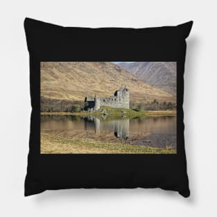 Kilchurn Castle Pillow