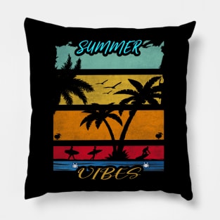 summer vibes T-shirt Pillow