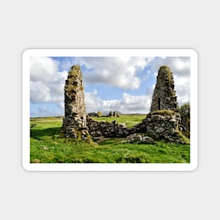 Finlaggan: the seat of the Lords of the Isles and of Clan Donald - Islay Magnet