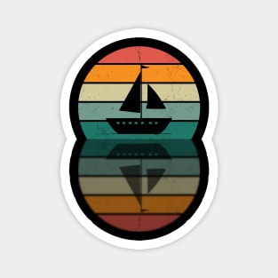 Retro Boat Magnet