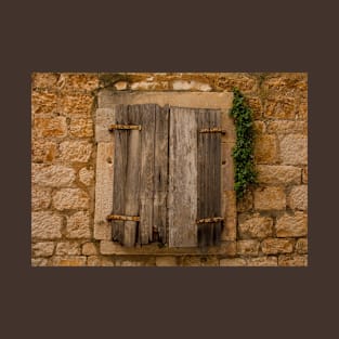 Window in Milna, Brac Island, Croatia T-Shirt