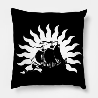 Set sail Pillow