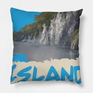 Island exploration Pillow