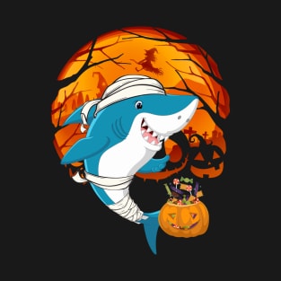 Shark mummy pumpkin T-Shirt