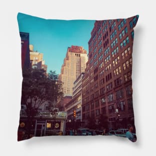 New Yorker, Manhattan, NYC Pillow