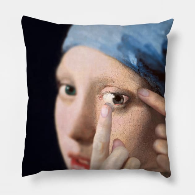 Contact Lens Pillow by hayatininevreni