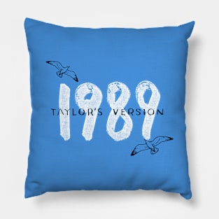 1989 taylorsversion Pillow