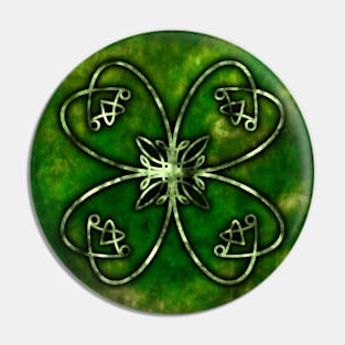 Four leaf clover Pin