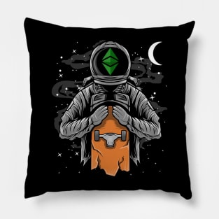 Astronaut Skate Ethereum Classic Crypto ETH Coin To The Moon Crypto Token Cryptocurrency Wallet Birthday Gift For Men Women Kids Pillow