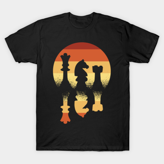 Disover Chess player chess master chess retro vintage - Chess Player - T-Shirt