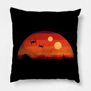 Tatooine - double suns double fighters Pillow