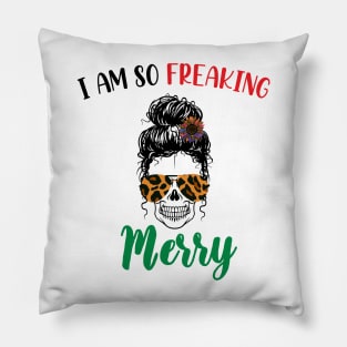 I Am Freaking Merry Mom Life Skull - Funny Christmas cheetah Glasses - Beautiful Sunflower Chetah Christmas Pillow