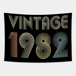 38th Birthday Gift Vintage 1982 Classic Men Women 38 Years Tapestry