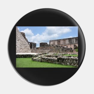 Mexique - site archéologique d'uxmal Pin