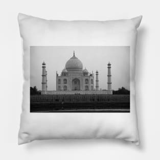 Taj Mahal in black and white Pillow