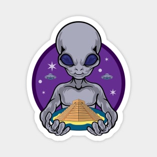 Alien and Pyramid Magnet