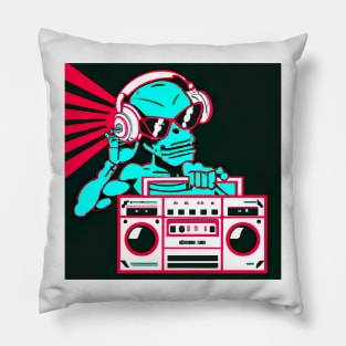 Boombox alien Pillow