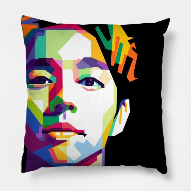 Gong Yoo Pillow by erikhermawann22