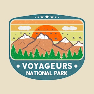 Voyageurs National Park Minnesota Vintage Sunset for Campers T-Shirt