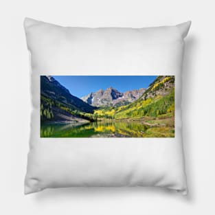 Maroon Bells- Aspen, CO, USA Pillow