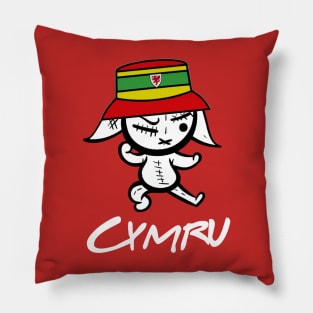 Cymru bucket hat rabbit, Yma O Hyd Pillow