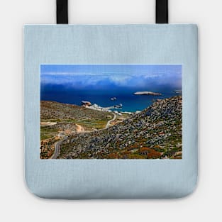 Low clouds over the Aegean - Folegandros island Tote