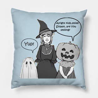 Halloween smile kids Pillow