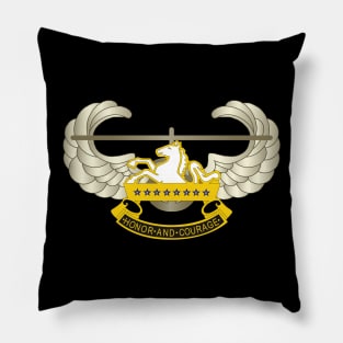 8th Cavalry DUI w Air Assault Badge wo Txt Pillow