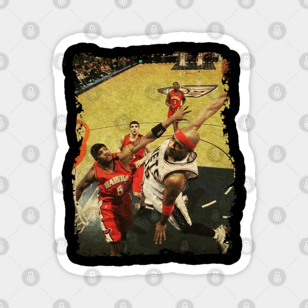 Vince Carter Gets Up in A Game vs The Atlanta Hawks Magnet by Omeshshopart