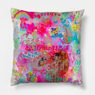 crayon clutter Pillow