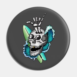 Surfs Up Skull Pin