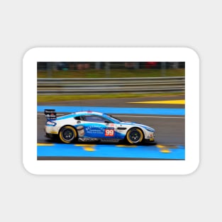 Aston Martin V8 Vantage 24 Hours of Le Mans 2016 Magnet