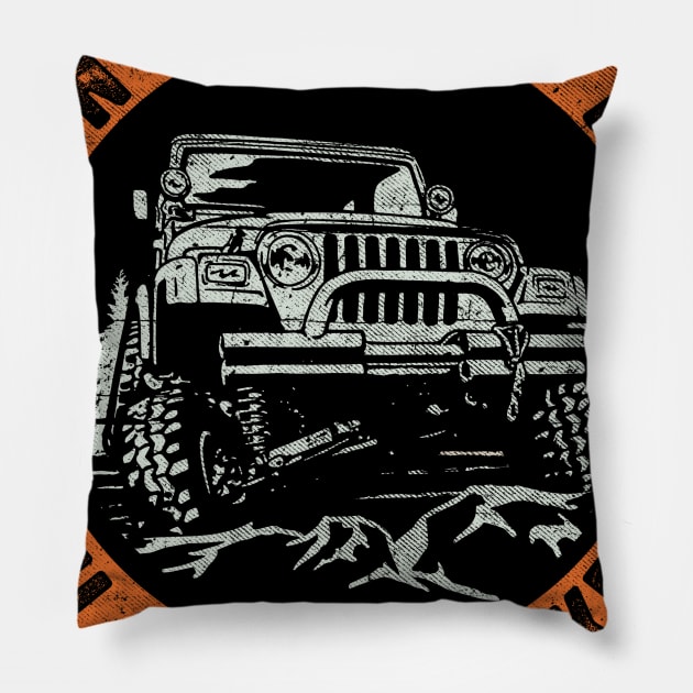 Vintage Jeeps T Shirt - Jeeps Enthusiast Shirt Pillow by Dailygrind