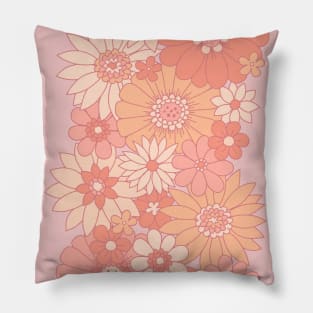 Retro Daisy Floral - Peach Pillow