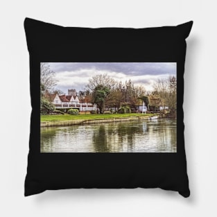 Sonning-on-Thames Pillow