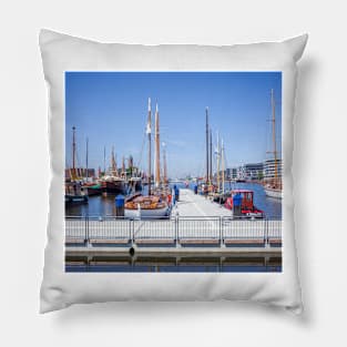 Germany; Bremerhaven; Bremen, port, new port Pillow