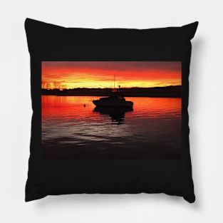 launch in the sunset Pillow