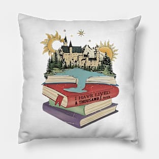 Booking Vintage, I've Live A Thousand Lives, Book Lover, Reading Books Pillow