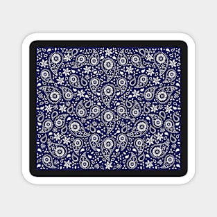 Beautiful Paisley Floral Pattern - Blue and White Magnet