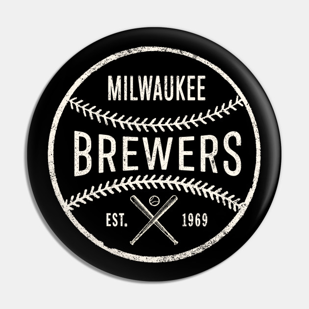 Vintage Milwaukee Brewers by © Buck Tee Originals - Milwaukee Brewers -  T-Shirt