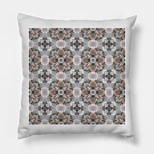 Abstract pattern in Oriental style Pillow