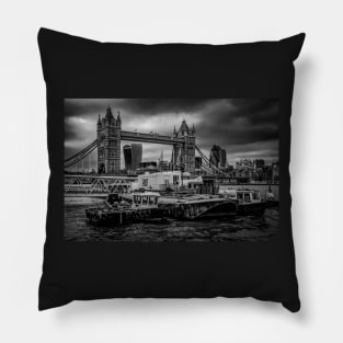 London - Tower Bridge Pillow